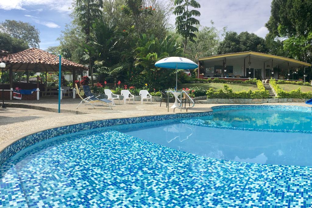 El Jardín de los Colibríes - Pereira, Risaralda Villa Exterior foto