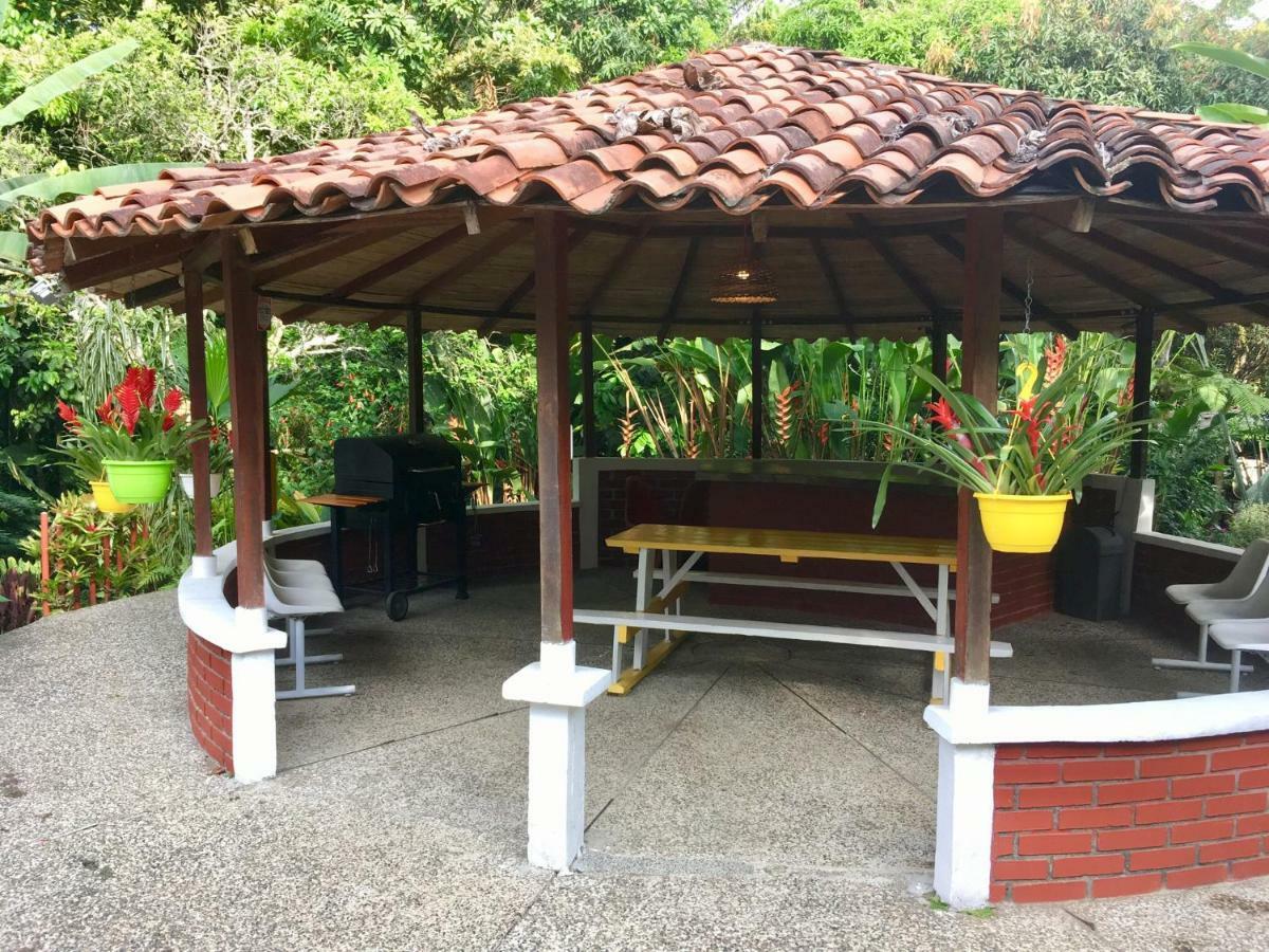 El Jardín de los Colibríes - Pereira, Risaralda Villa Exterior foto